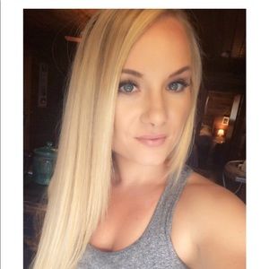 Meet your Posher, Kari